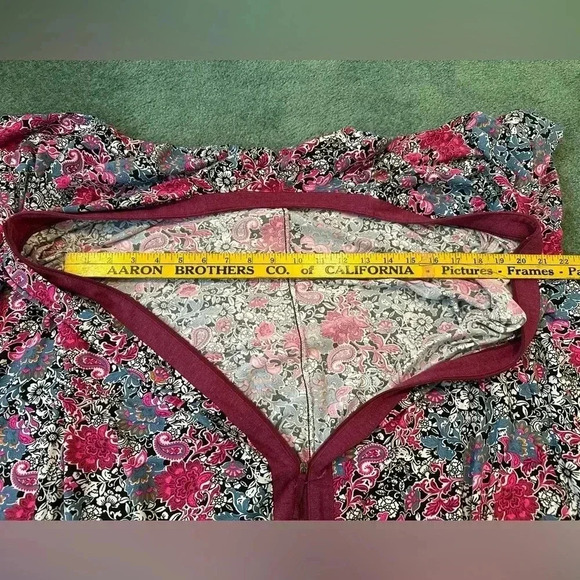 Ellen Tracy Caftan Robe in Floral & Paisley Print in Size S/M - Picture 7 of 9